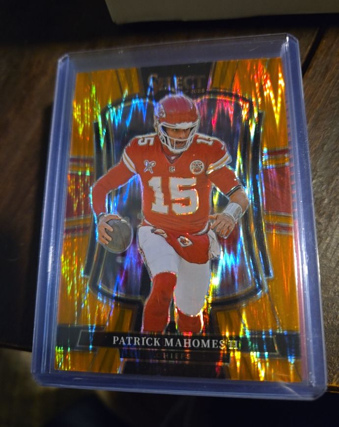 2025 Panini Select #107 Patrick Mahomes II Premier Level — front