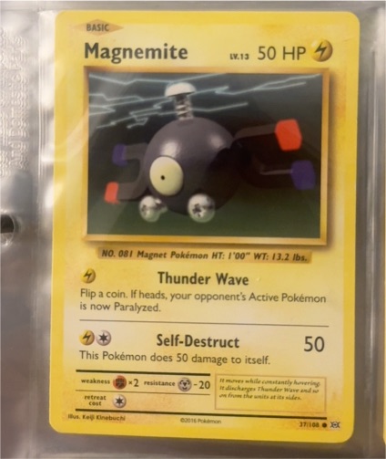 2016 Pokémon XY Evolutions #37 Magnemite — front