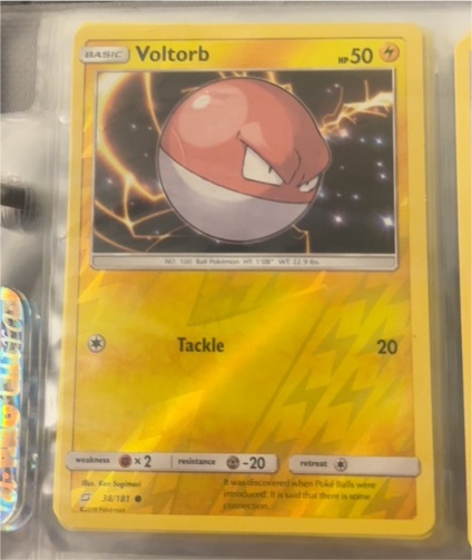 2019 Pokemon #38 Voltorb — front