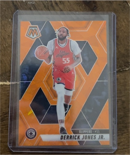 2024-25 Panini Mosaic #143 Derrick Jones Jr. — front