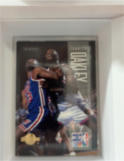 1994-95 SkyBox Premium #177 Charles Oakley — front