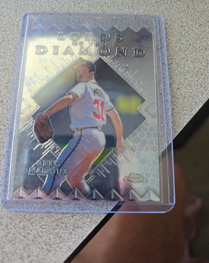 1999 Topps Chrome Lords of the Diamond #LD15 Greg Maddux — front
