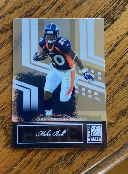 2007 Donruss Elite #32 Mike Bell — front