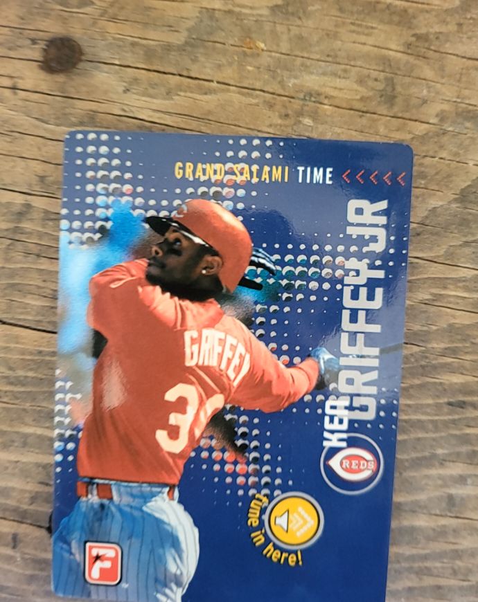 2000 Telestar Talking Star Cards #30 Ken Griffey Jr — front
