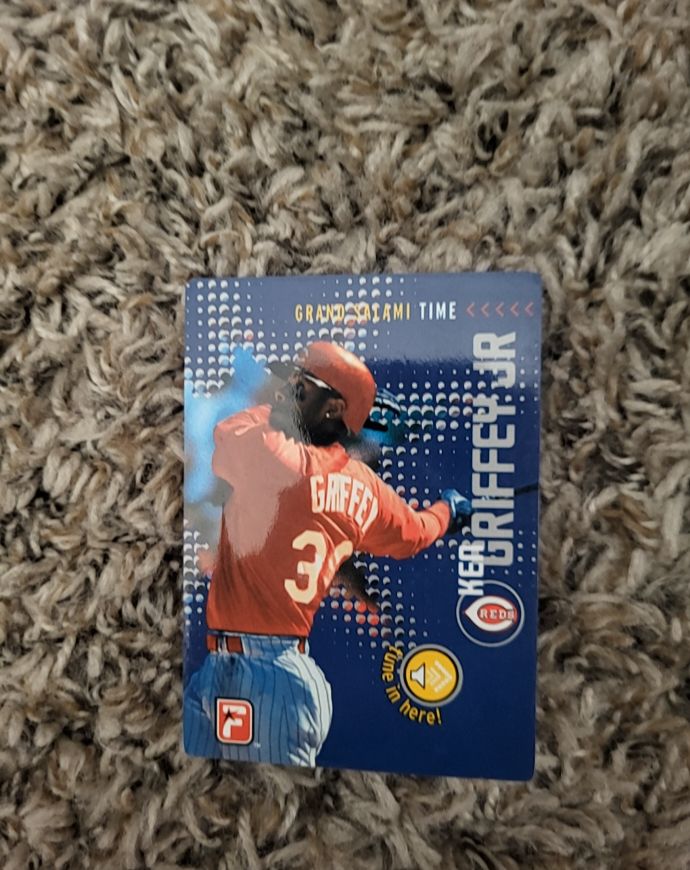 2000 Fanatics Talking Star Cards #30 Ken Griffey Jr — front