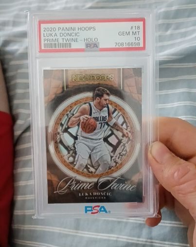 2020 Panini Hoops #18 Luka Doncic Prime Twine Holo — front