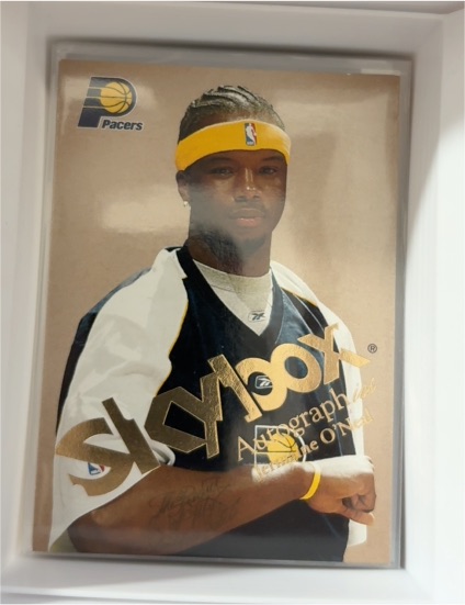 2003-04 SkyBox Autographics #17 Jermaine O'Neal — front