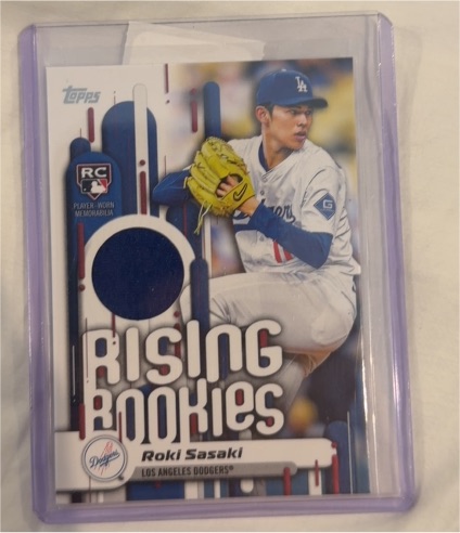2025 Topps Update Series Rising Rookie Relics #RRR-RS Roki Sasaki — front
