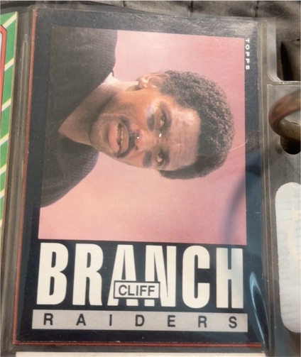 1985 Topps #286 Cliff Branch — front
