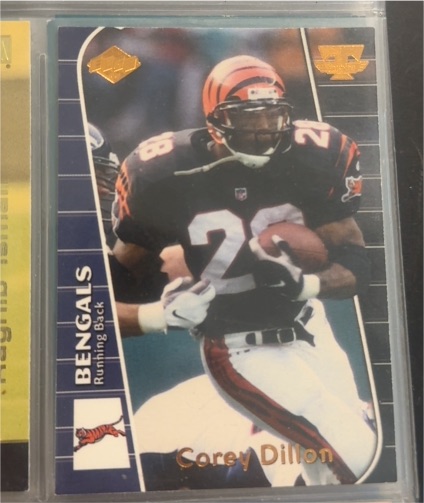 1999 Collector's Edge Triumph #T4 Corey Dillon — front