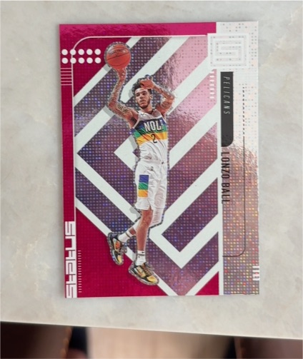 2019-20 Panini Status #167 Lonzo Ball — front