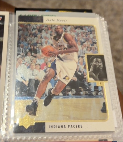 1995-96 SP #54 Dale Davis Indiana Pacers Basketball Card — front