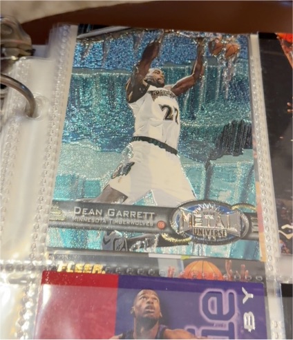 1997-98 Skybox Metal Universe #121 Dean Garrett — front