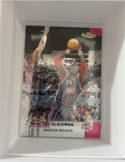 1999-00 Topps Finest #29 Hakeem Olajuwon — front