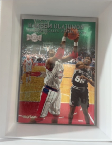1999-00 Skybox Metal #33 Hakeem Olajuwon — front