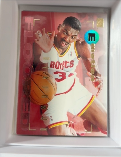 1994-95 SkyBox Emotion #38 Hakeem Olajuwon — front