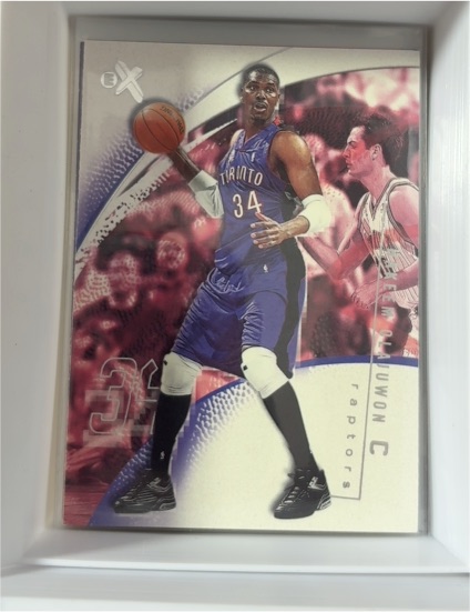 2001-02 E-X #54 Antonio Davis — front