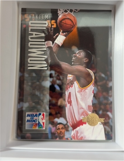 1994-95 Skybox Premium #178 Hakeem Olajuwon — front