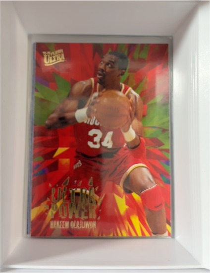 1995-96 Fleer Ultra #8 Hakeem Olajuwon Ultra Power — front