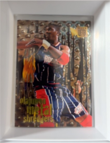 1996-97 Fleer Metal #142 Hakeem Olajuwon — front