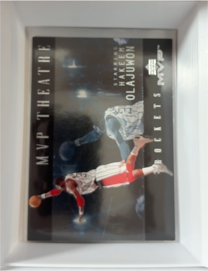 2000-01 Upper Deck MVP Theatre #M8 Hakeem Olajuwon — front