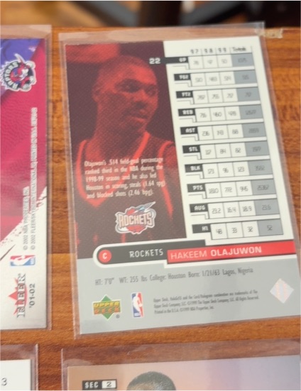 1997 Upper Deck #22 Hakeem Olajuwon — front