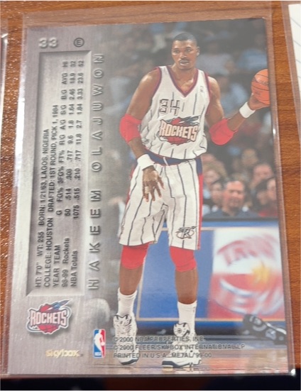 2000 Fleer Metal #33 Hakeem Olajuwon — front