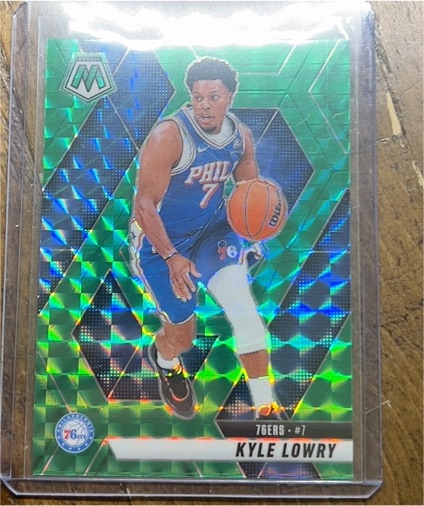 2024-25 Panini Mosaic #104 Kyle Lowry Green Mosaic Prizm — front