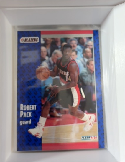 1991-92 Fleer #345 Robert Pack — front