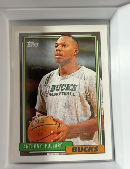 1992-93 Topps #303 Anthony Pullard Milwaukee Bucks Basketball Card — front