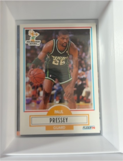 1990-91 Fleer #107 Paul Pressey — front