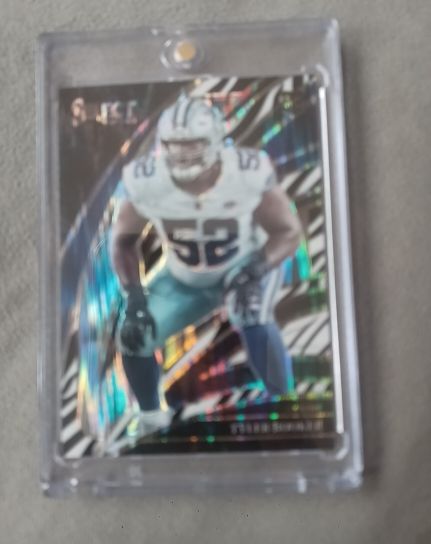 2024 Panini Select Premier Level #52 Leighton Vander Esch — front