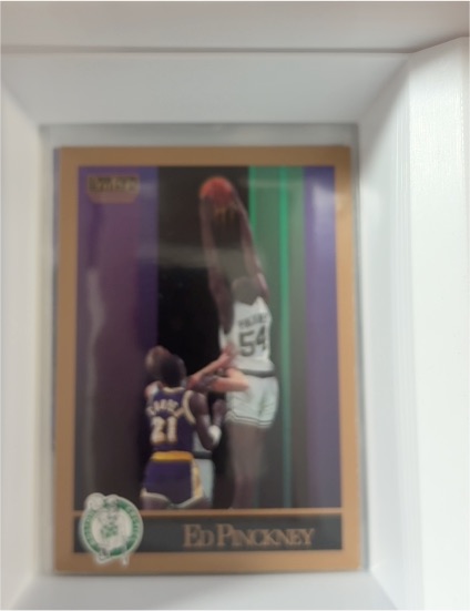 1990-91 SkyBox #22 Ed Pinckney — front
