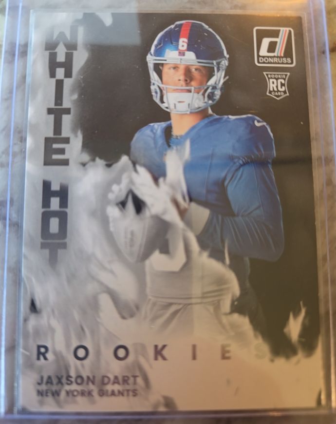2025 Panini Donruss White Hot Rookies #WHR-JXD Jaxson Dart — front