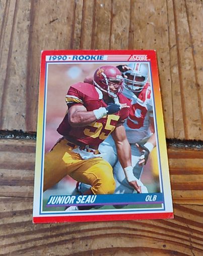 1990 Score #302 Junior Seau Rookie Card — front