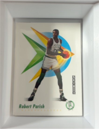 1991 SkyBox #18 Robert Parish — front