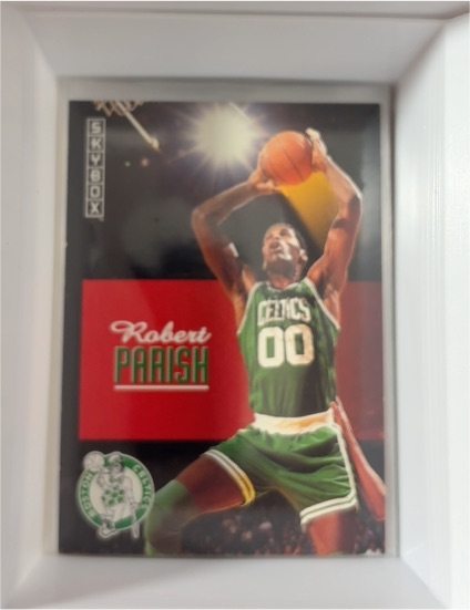 1992-93 Skybox #17 Robert Parish — front