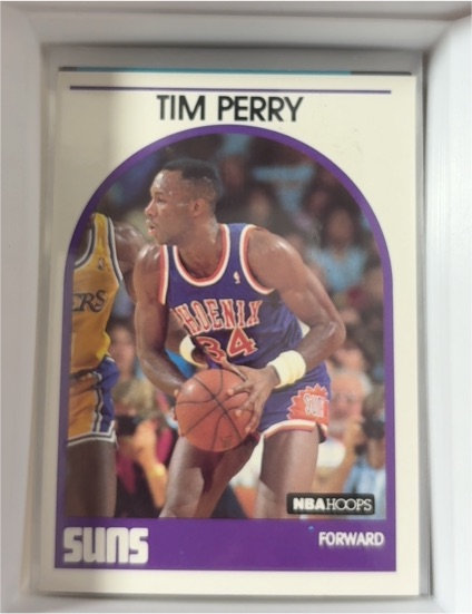 1989-90 NBA Hoops #38 Tim Perry — front