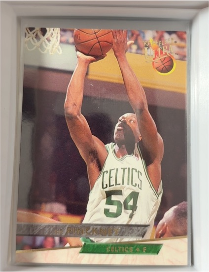 1993-94 Fleer Ultra #209 Ed Pinckney — front