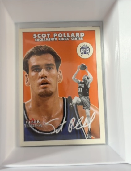 2000-01 Fleer Tradition #82 Scot Pollard — front