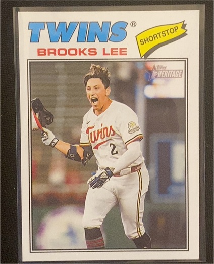 2026 Topps Heritage #60 Brooks Lee — front