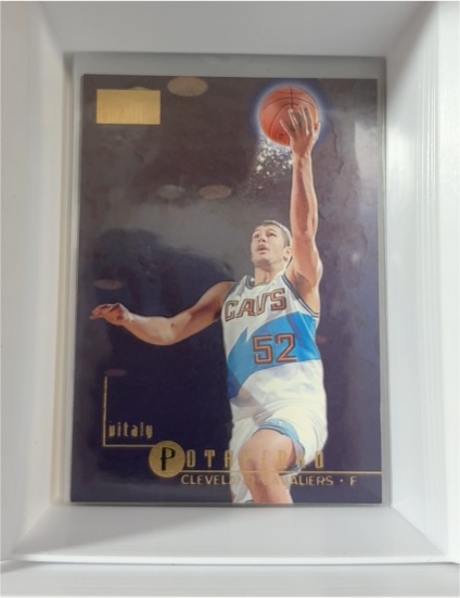 1996-97 Skybox Premium #24 Vitaly Potapenko — front