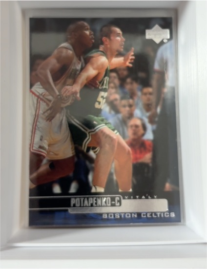 1999-00 Upper Deck #9 Vitaly Potapenko Boston Celtics — front