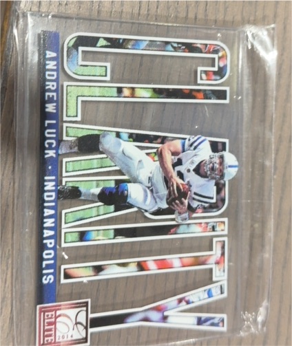 2014 Panini Elite Clarity #12 Andrew Luck — front