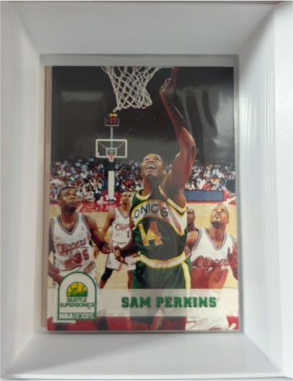 1993-94 NBA Hoops #211 Sam Perkins — front