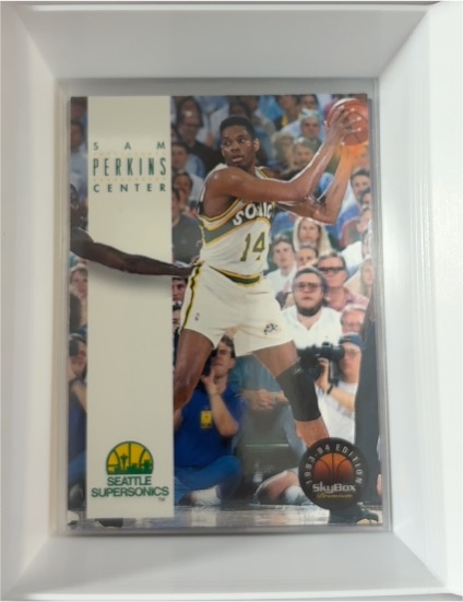 1993-94 SkyBox Premium #173 Sam Perkins Seattle Supersonics — front