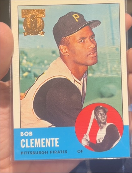 1963 Topps #9 Roberto Clemente — front