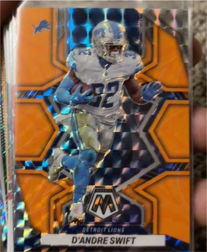 2022 Panini Mosaic #65 D'Andre Swift Mosaic Reactive Orange — front