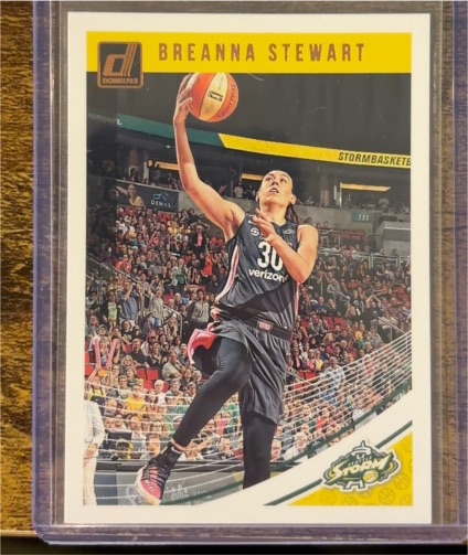 2019 Donruss WNBA #62 Breanna Stewart — front