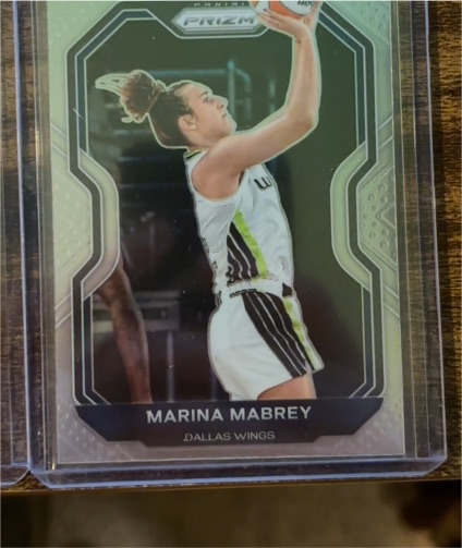 2021 Panini Prizm WNBA #15 Marina Mabrey — front
